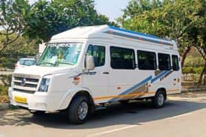 big tempo cab for Uttarakhand tour