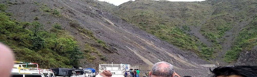 landslide on the way to Badrinath Ji