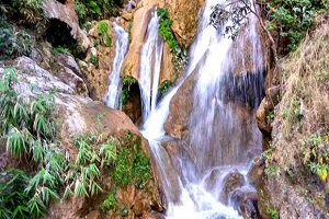 waterfall in rishikesh uttarakhand