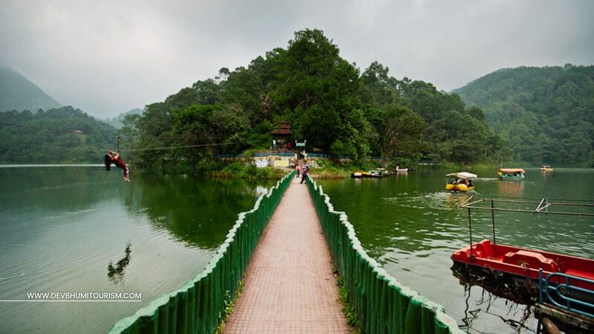 mussoorie nainital kausani corbett tour package